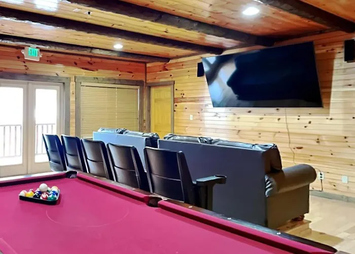 Pine Tree Lodge Gatlinburg